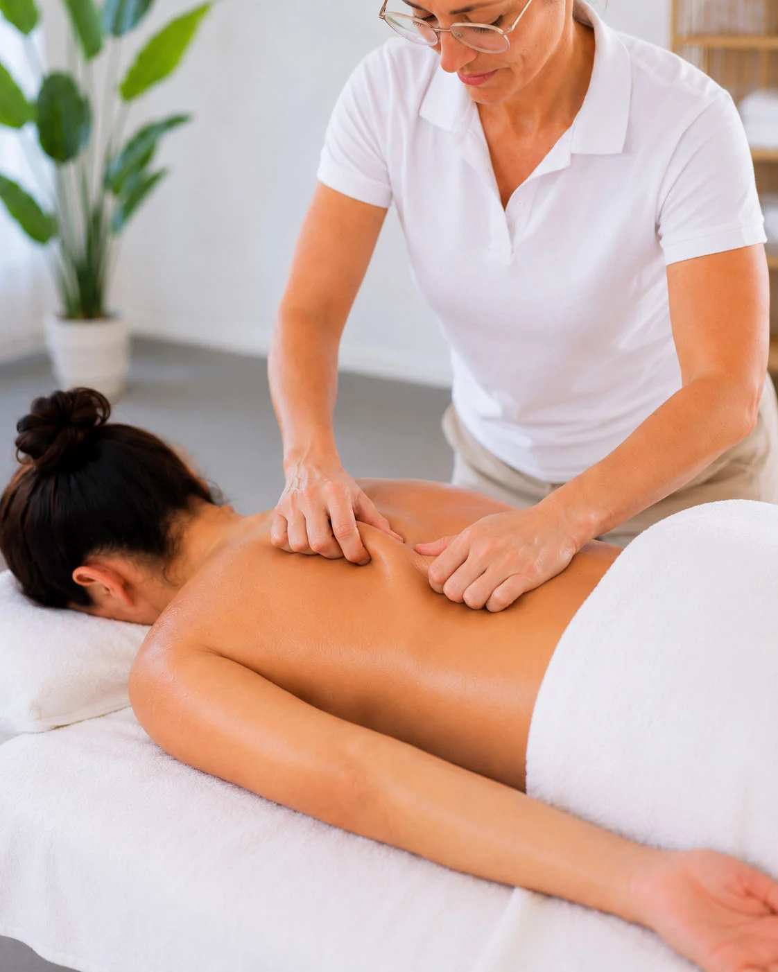 Bindegewebsmassage im Massage Zentrum Wallisellen